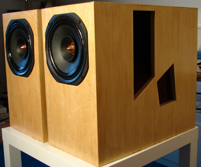 bookshelf bass horn full range speakers